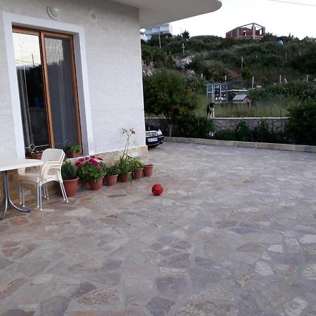 Guesthouse Emanuel Ksamil Buitenkant foto