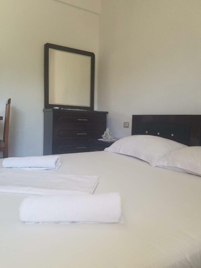 Guesthouse Emanuel Ksamil Buitenkant foto
