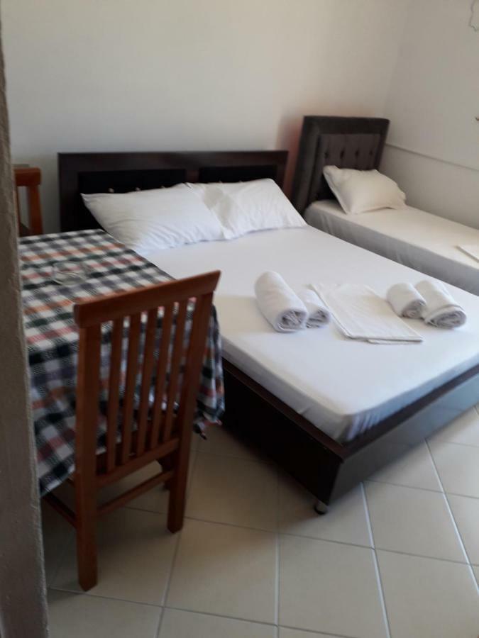 Guesthouse Emanuel Ksamil Buitenkant foto